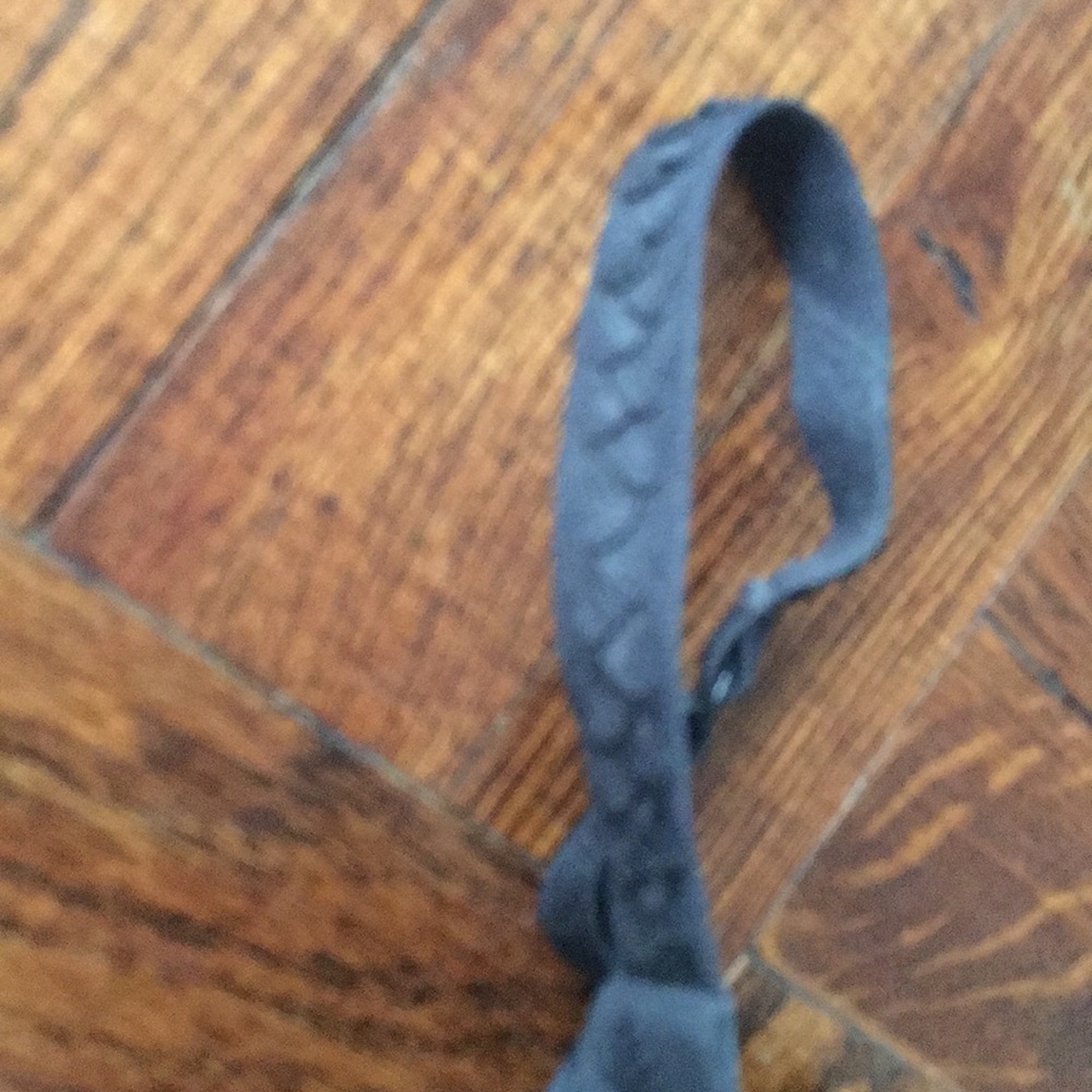 Never worn!!  DKNY sexy lace bra - Picture 3 of 6